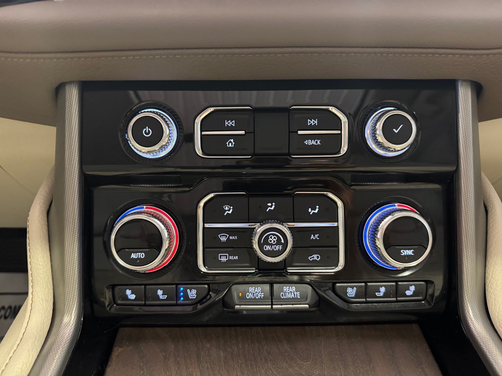 2021 GMC Yukon Image 35