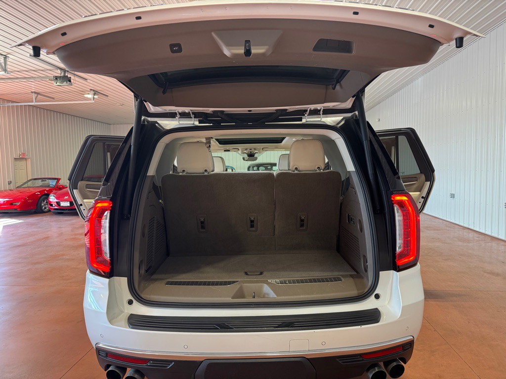 2021 GMC Yukon Image 43