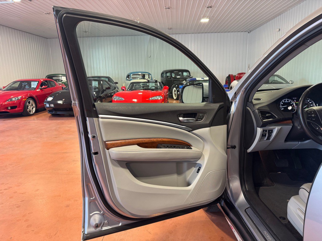 2017 Acura MDX Image 14