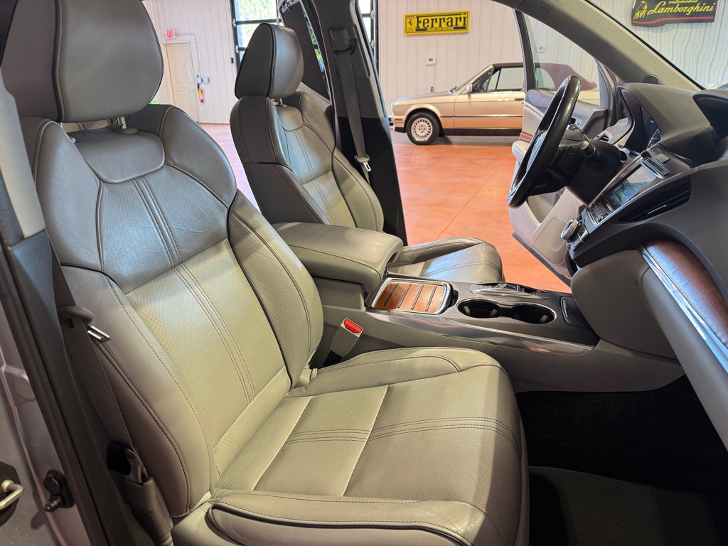 2017 Acura MDX Image 24