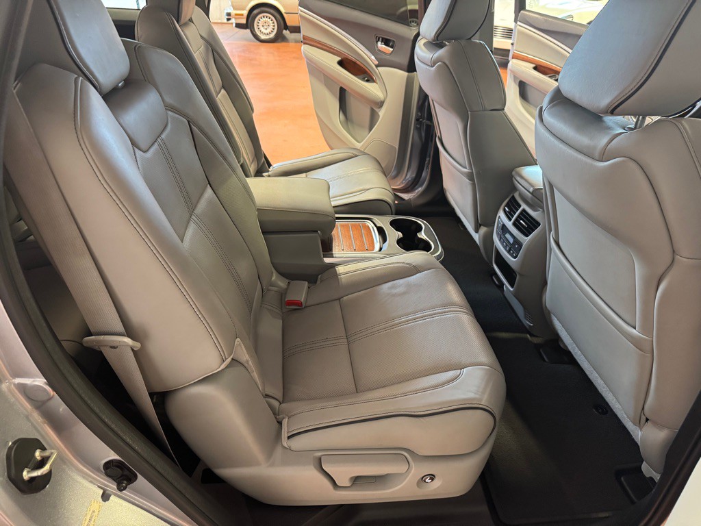 2017 Acura MDX Image 26