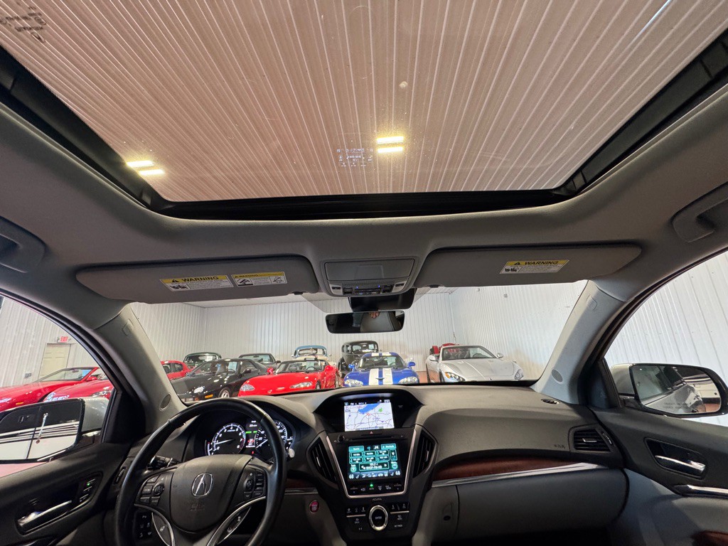 2017 Acura MDX Image 30