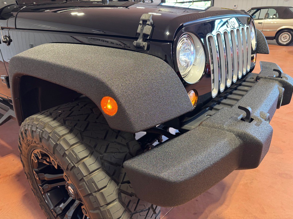2017 Jeep Wrangler Unlimited Image 16