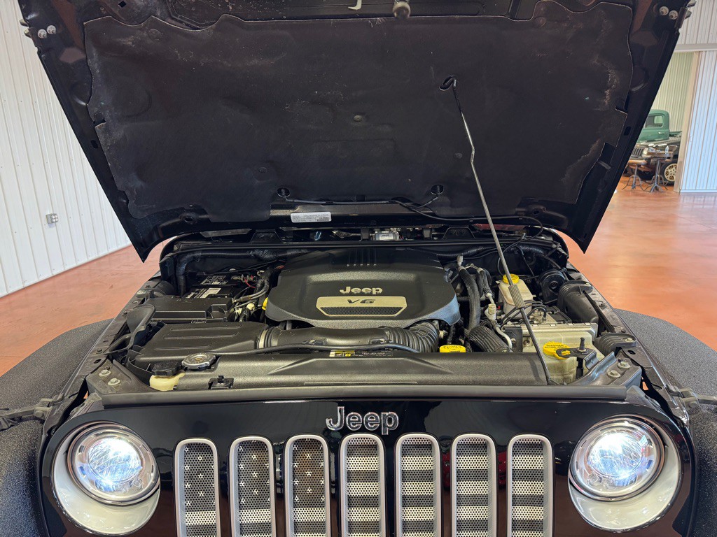 2017 Jeep Wrangler Unlimited Image 38