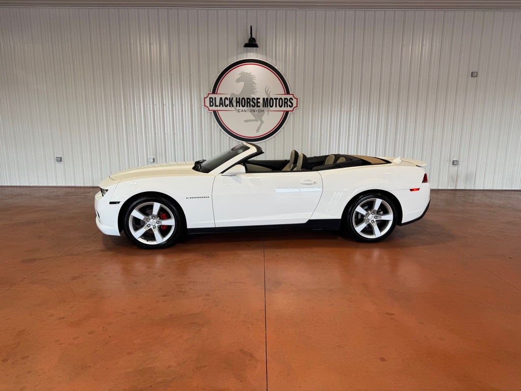 2015 Chevrolet Camaro Image 1