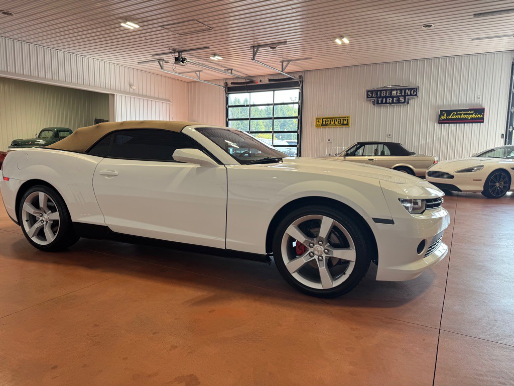 2015 Chevrolet Camaro Image 8