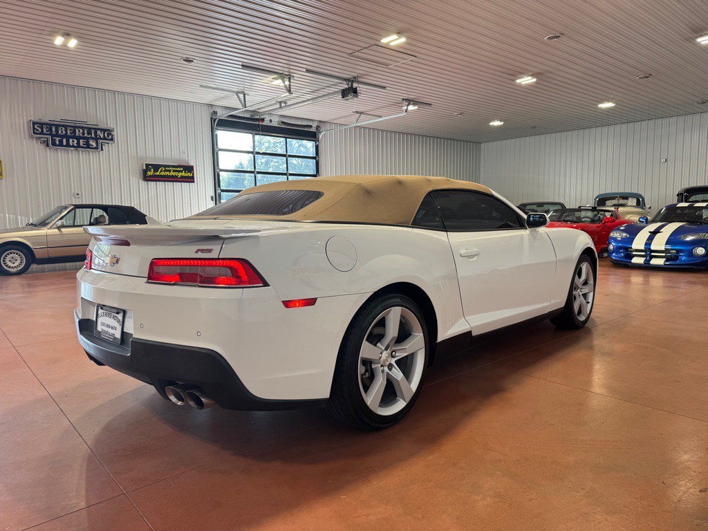 2015 Chevrolet Camaro Image 9