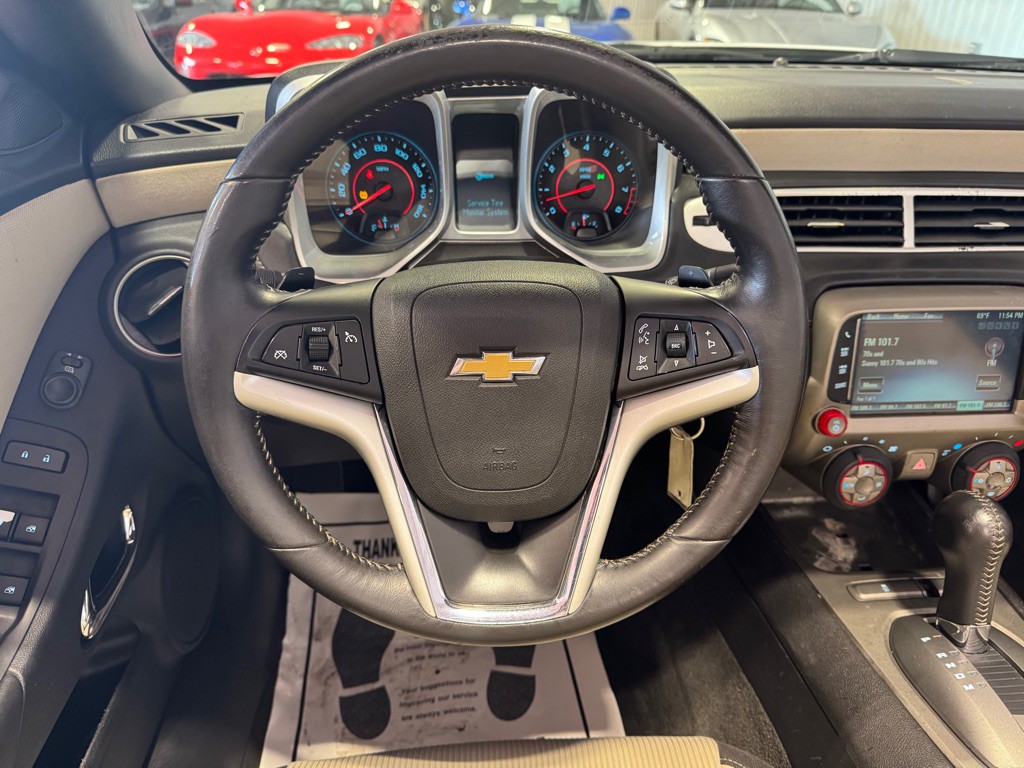 2015 Chevrolet Camaro Image 21