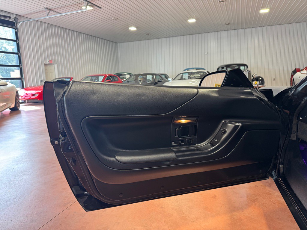 1994 Chevrolet Corvette Image 17