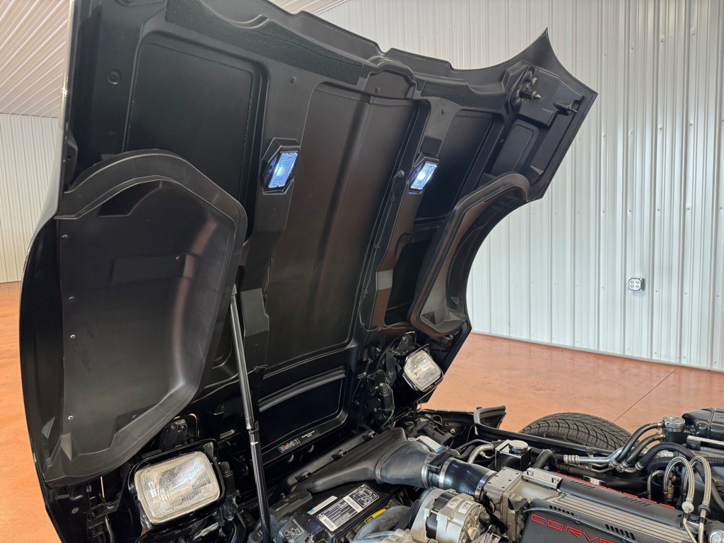 1994 Chevrolet Corvette Image 30