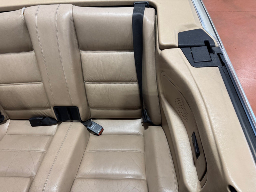 1990 BMW 3 Series Image 22