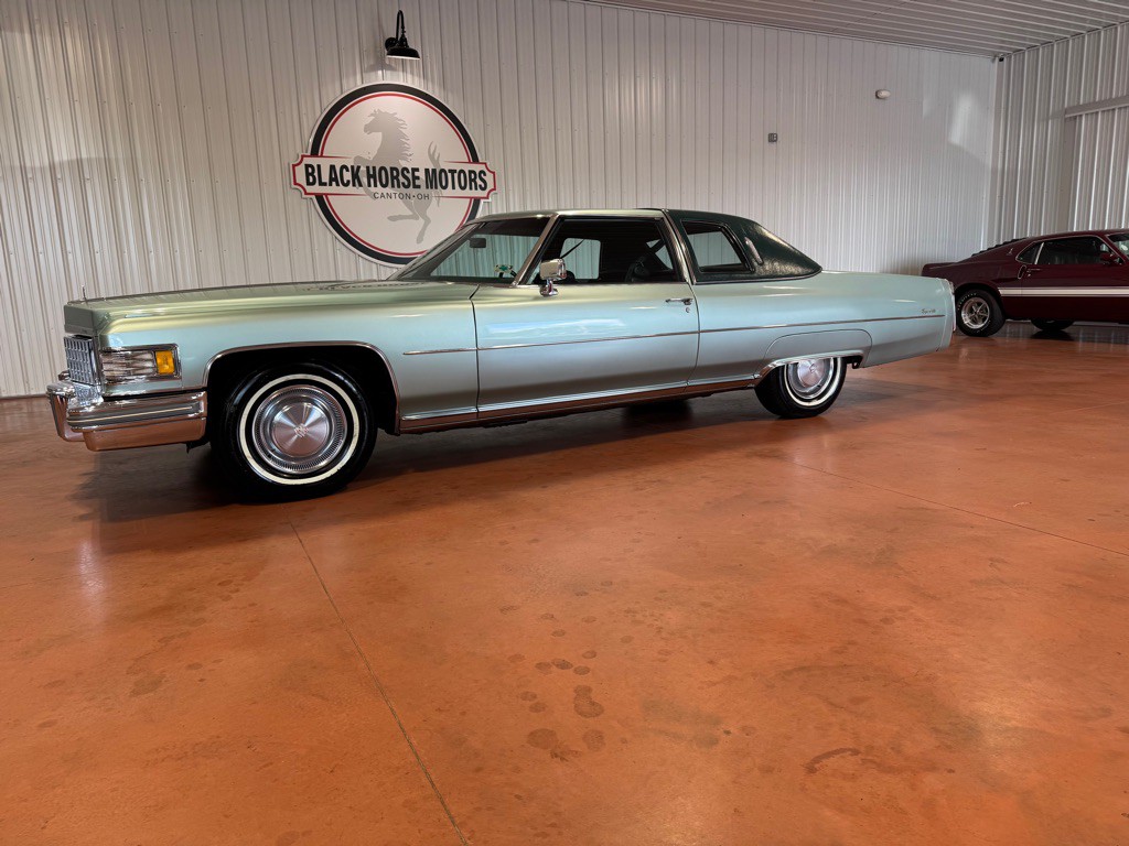 1976 Cadillac DeVille Image 3