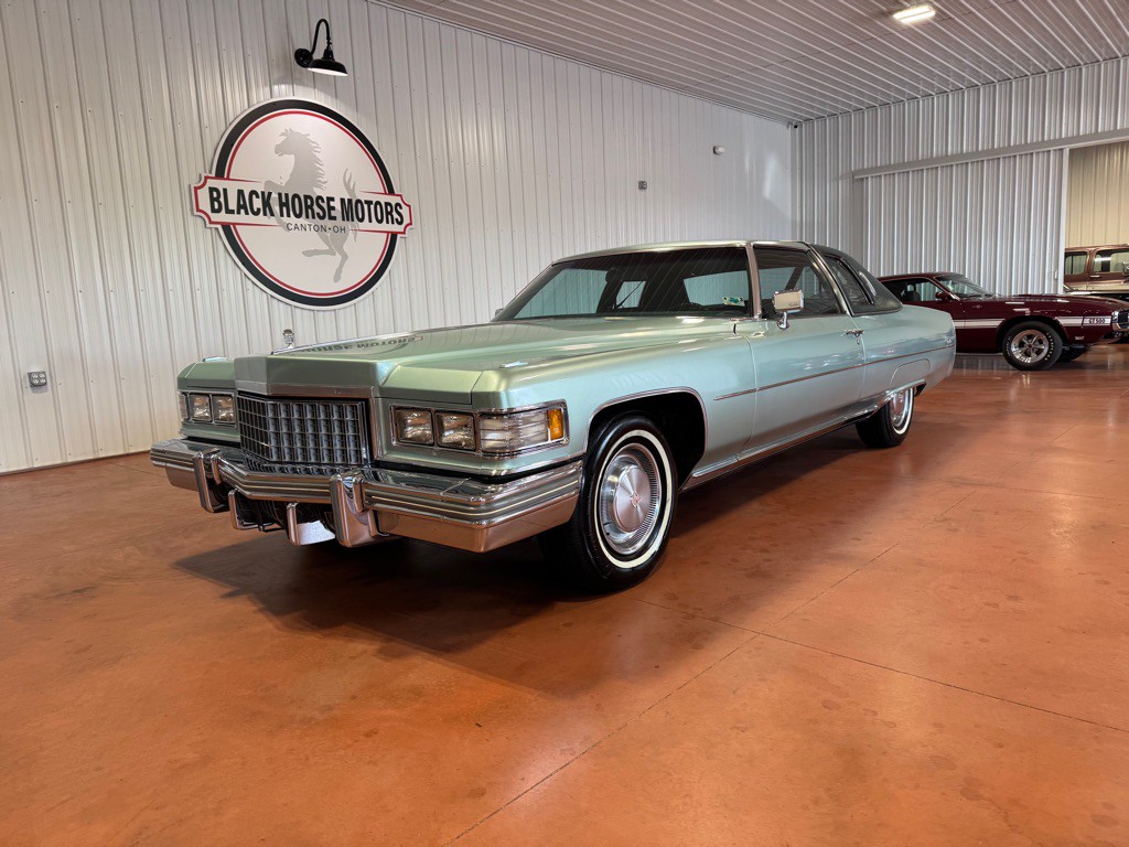1976 Cadillac DeVille Image 4