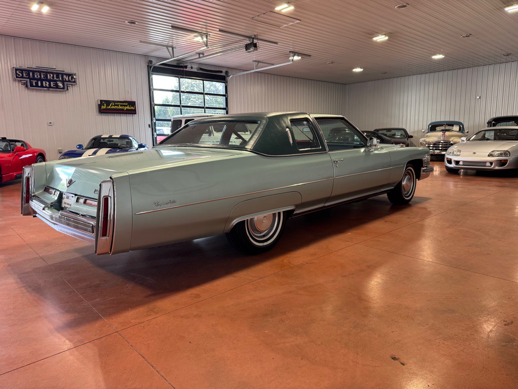 1976 Cadillac DeVille Image 8