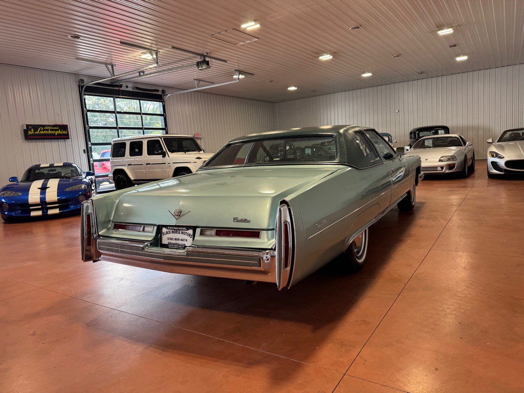 1976 Cadillac DeVille Image 9