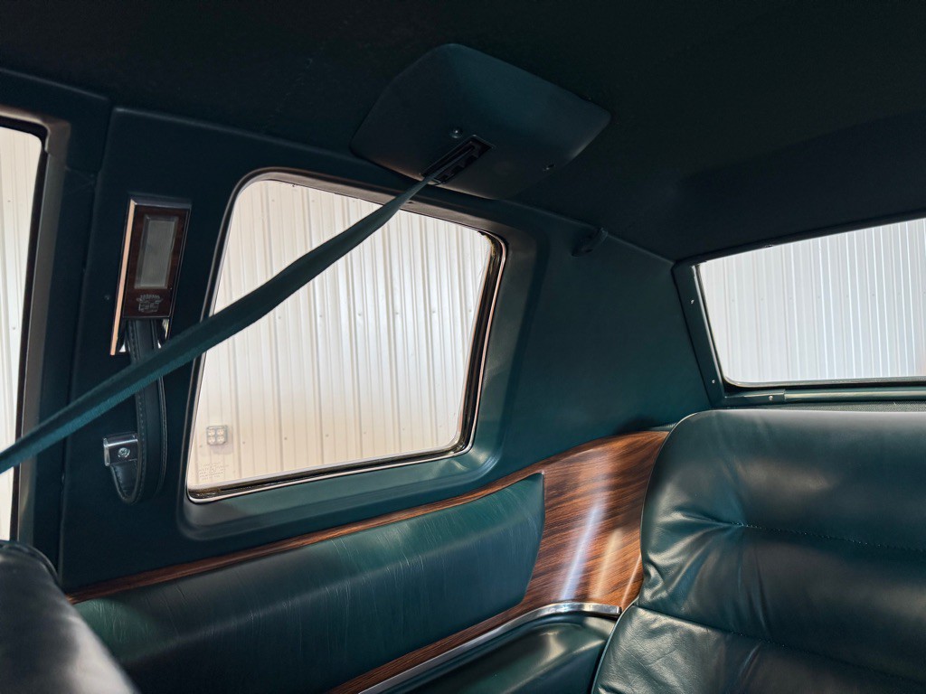 1976 Cadillac DeVille Image 34