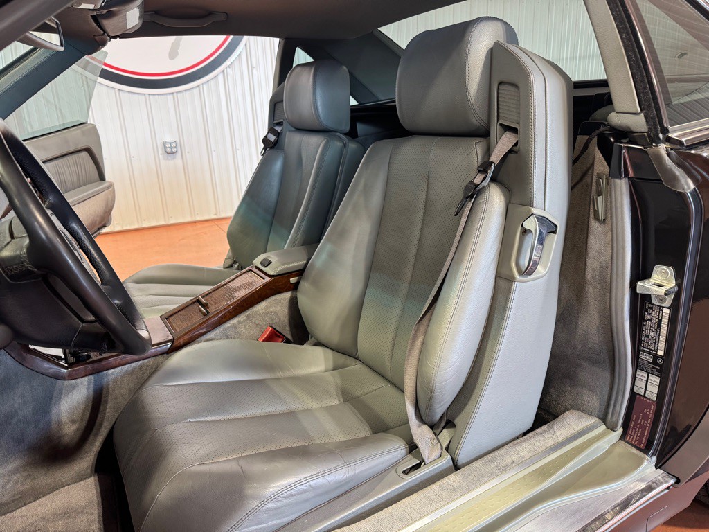 1995 Mercedes-Benz SL-Class Image 18