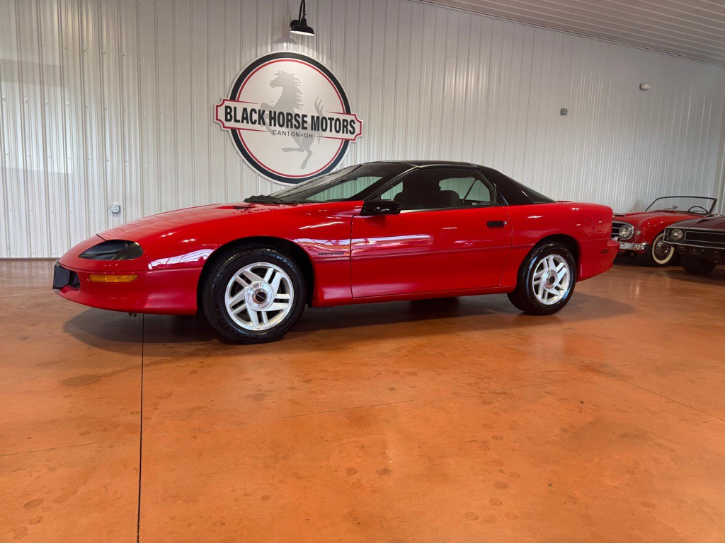 1994 Chevrolet Camaro Image 3