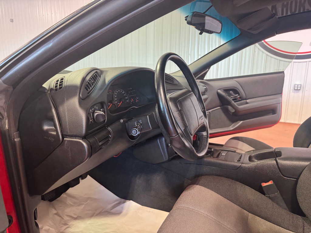 1994 Chevrolet Camaro Image 19