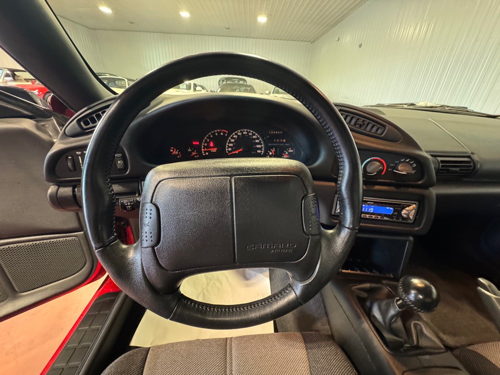 1994 Chevrolet Camaro Image 27