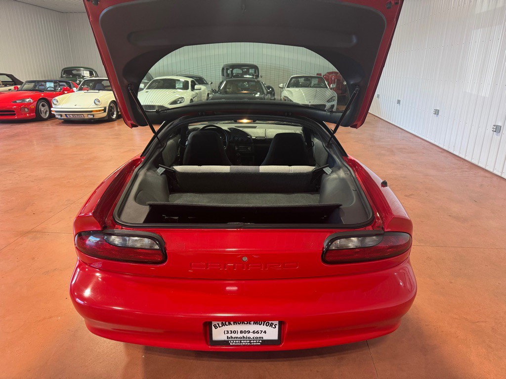 1994 Chevrolet Camaro Image 31