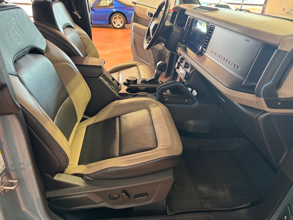 2022 Ford Bronco Image 27