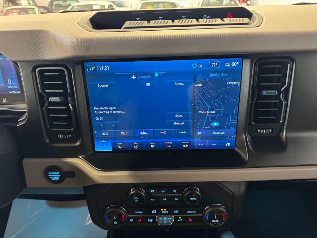 2022 Ford Bronco Image 34