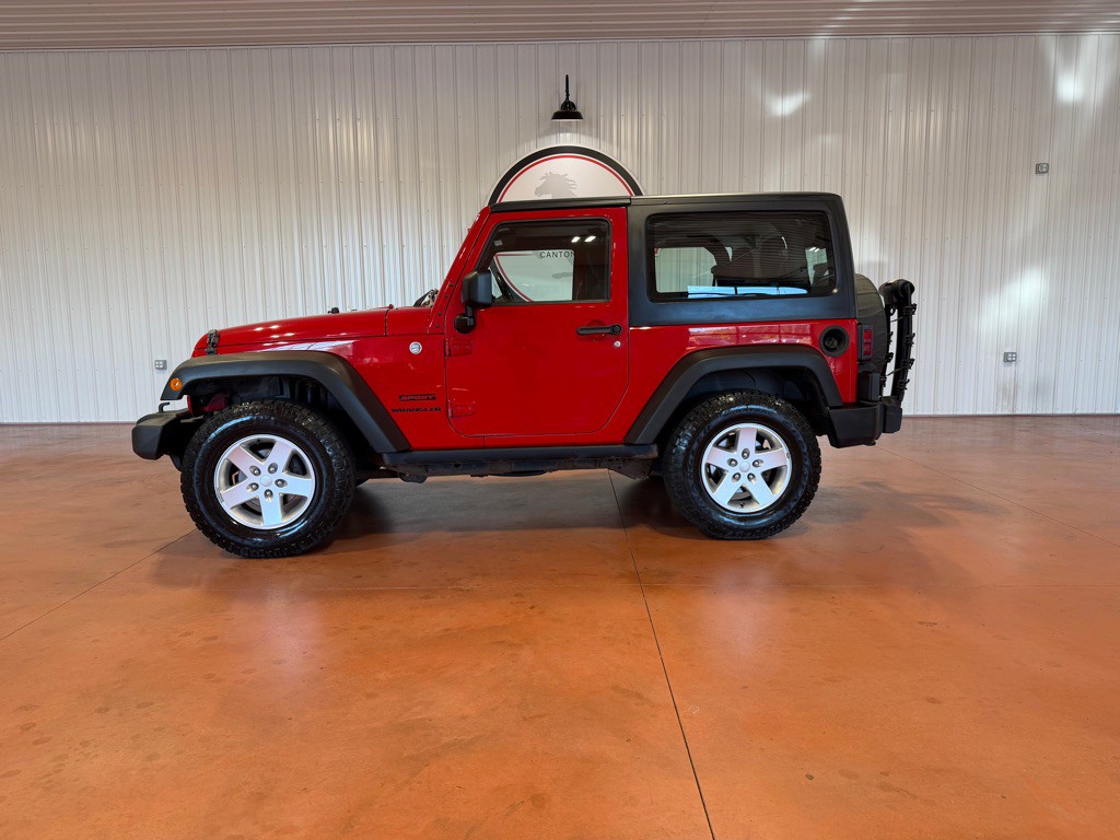 2013 Jeep Wrangler Image 2