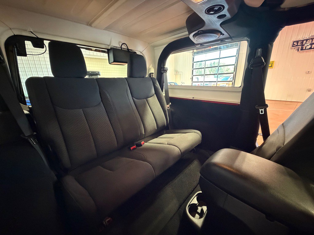 2013 Jeep Wrangler Image 53