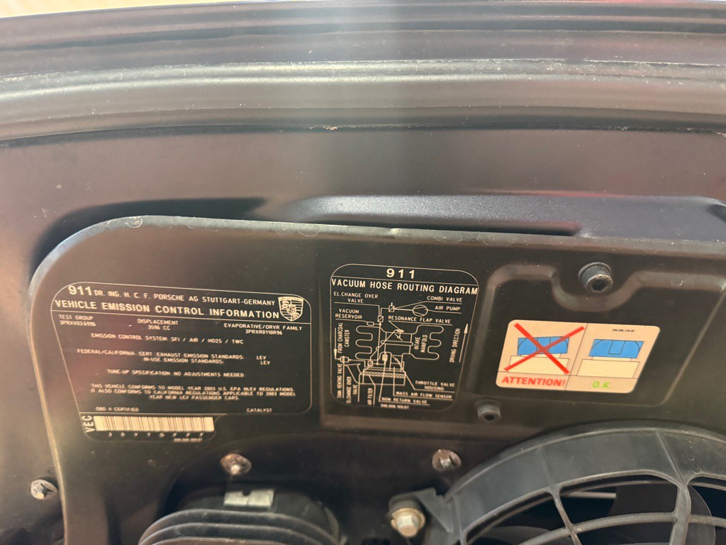 2003 Porsche 911 Image 25