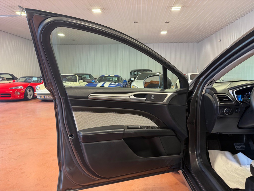 2019 Ford Fusion Image 15