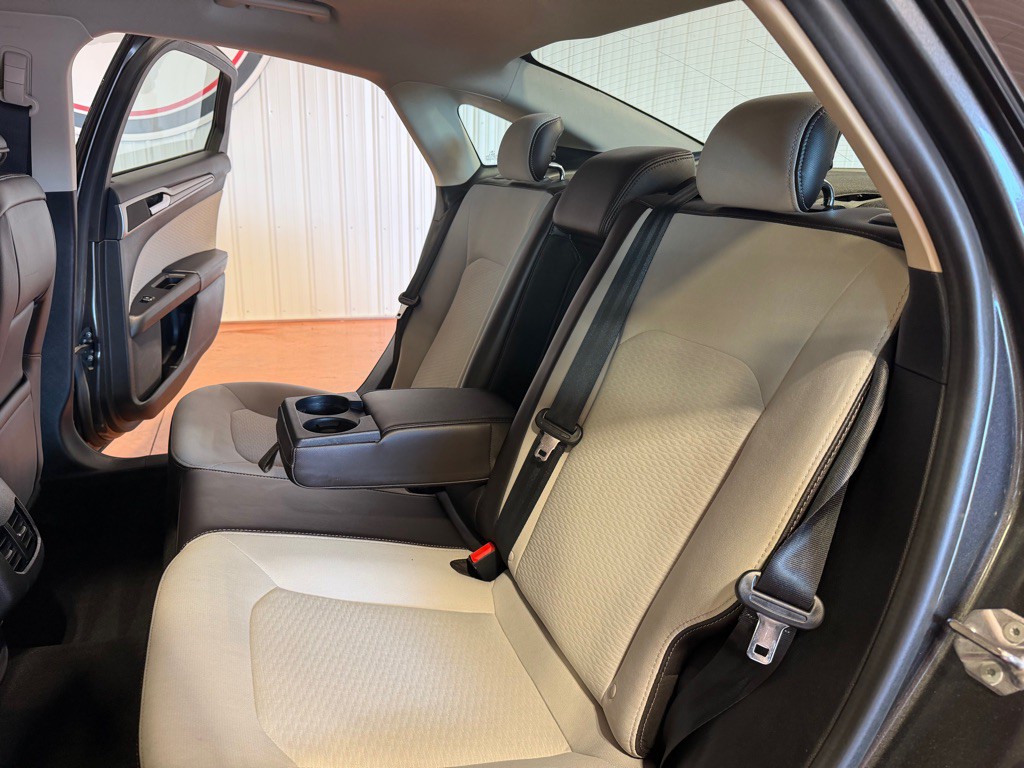 2019 Ford Fusion Image 20