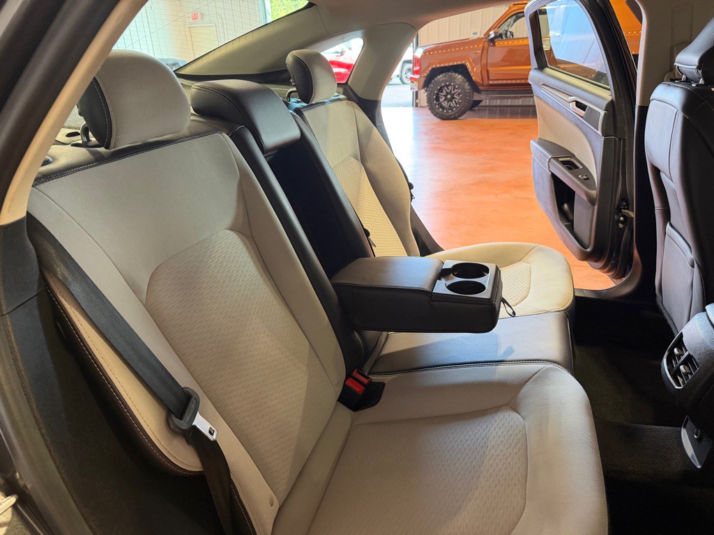 2019 Ford Fusion Image 26