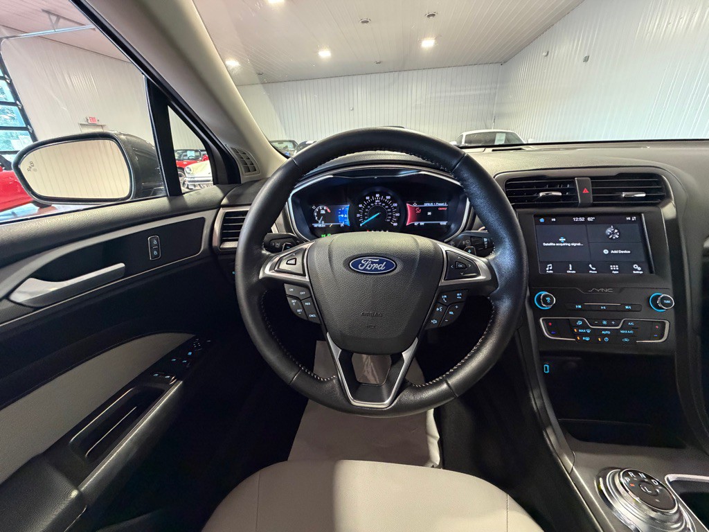 2019 Ford Fusion Image 28