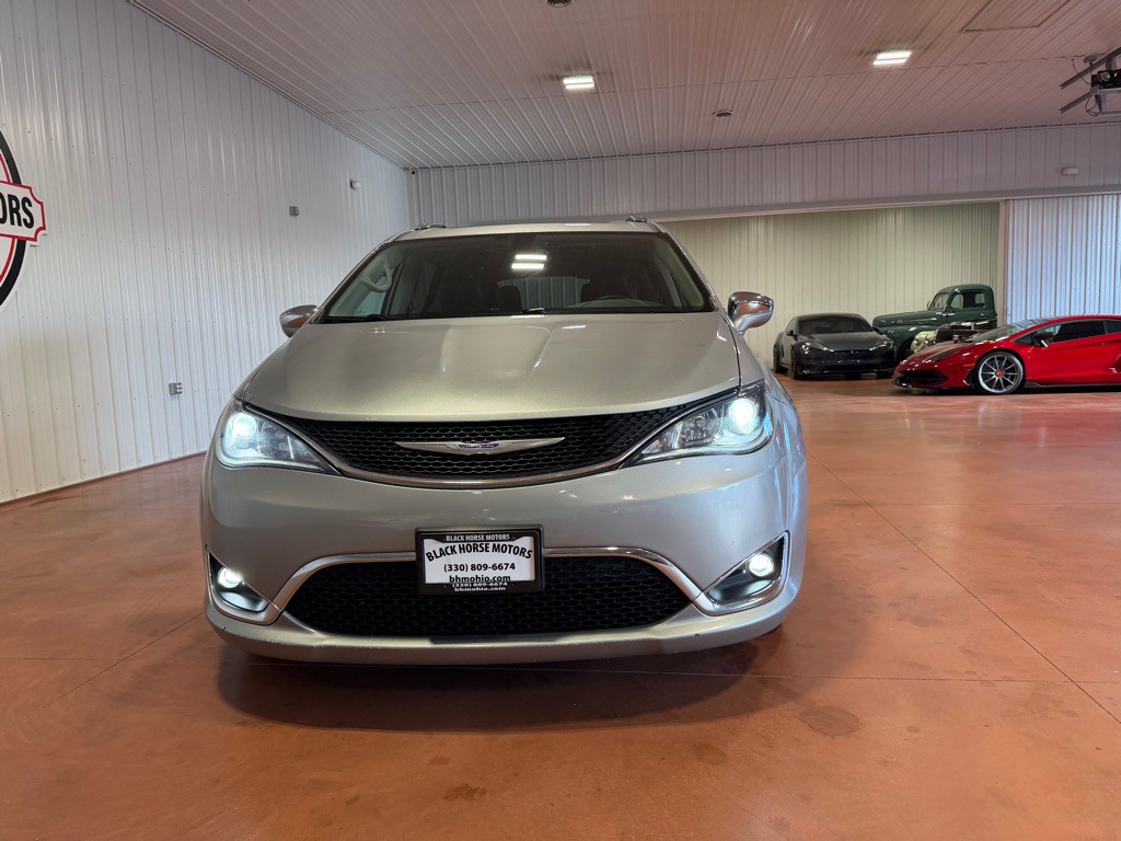 2018 Chrysler Pacifica Image 5