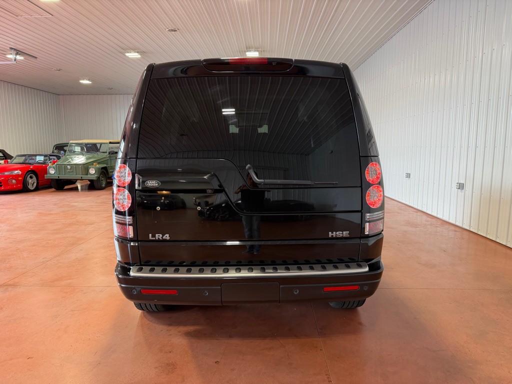 2015 Land Rover LR4 Image 10