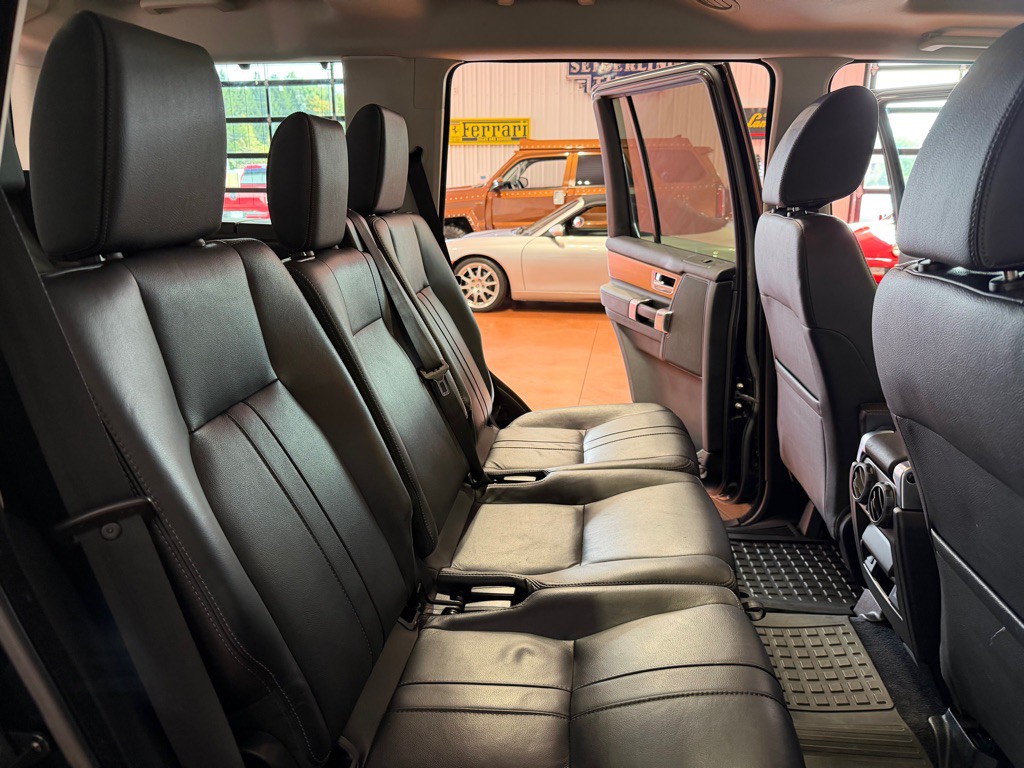 2015 Land Rover LR4 Image 27