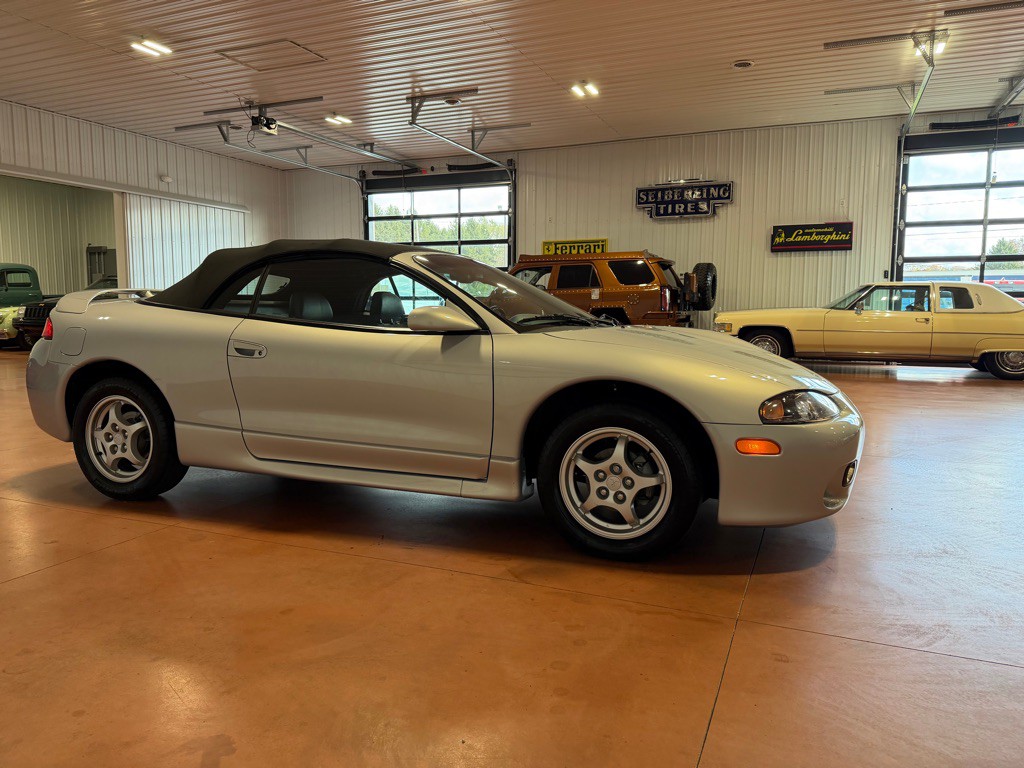 1997 Mitsubishi Eclipse Image 8