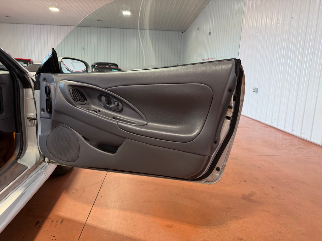 1997 Mitsubishi Eclipse Image 21