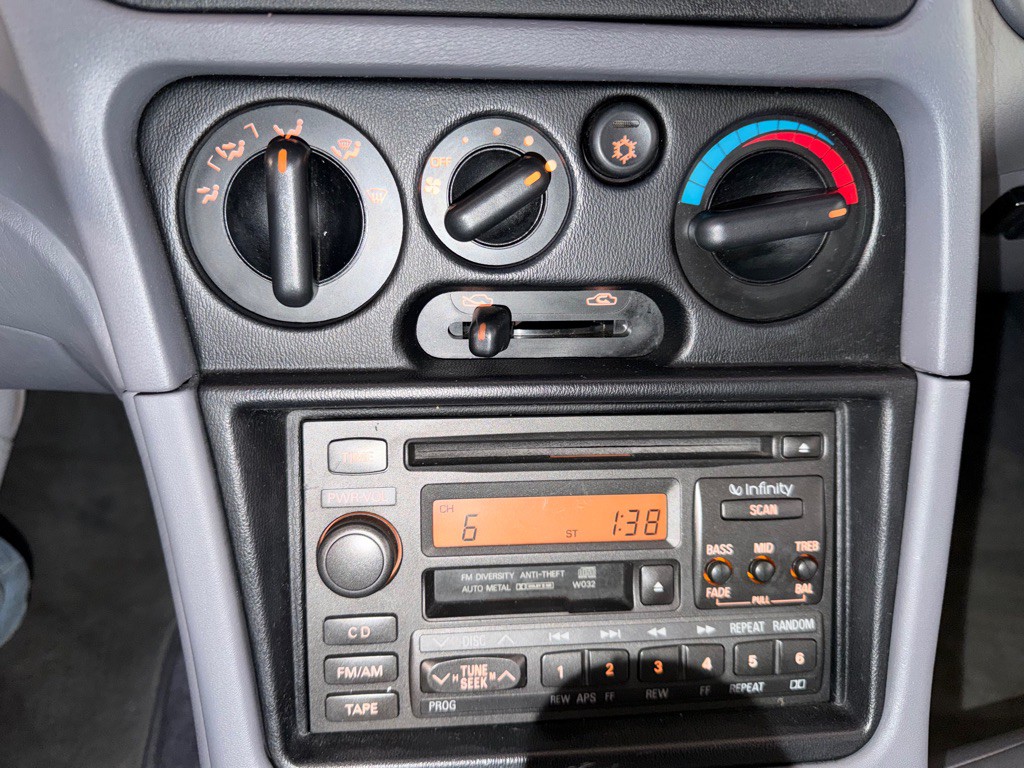 1997 Mitsubishi Eclipse Image 28