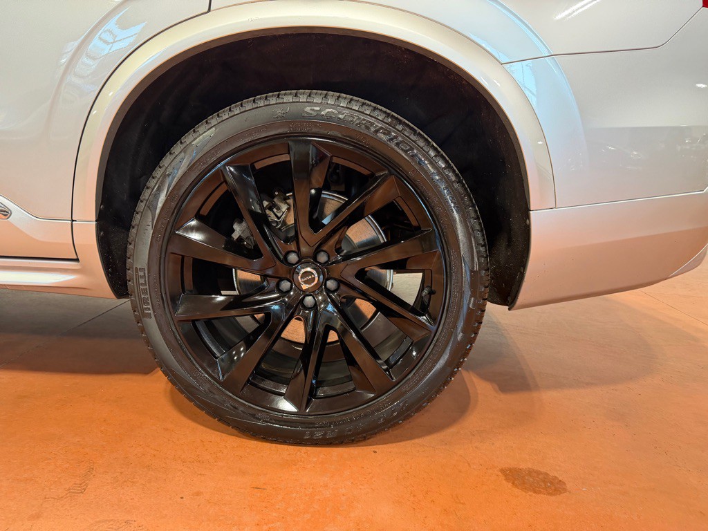 2022 Volvo XC90 Image 10