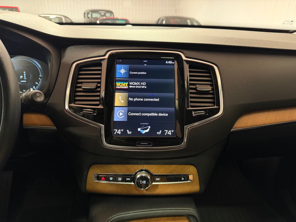 2022 Volvo XC90 Image 31