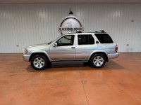 Image for 2002 Nissan Pathfinder LE ID: 7019908
