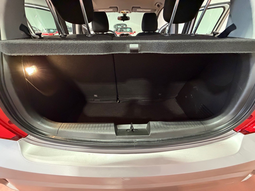 2020 Chevrolet Spark Image 31