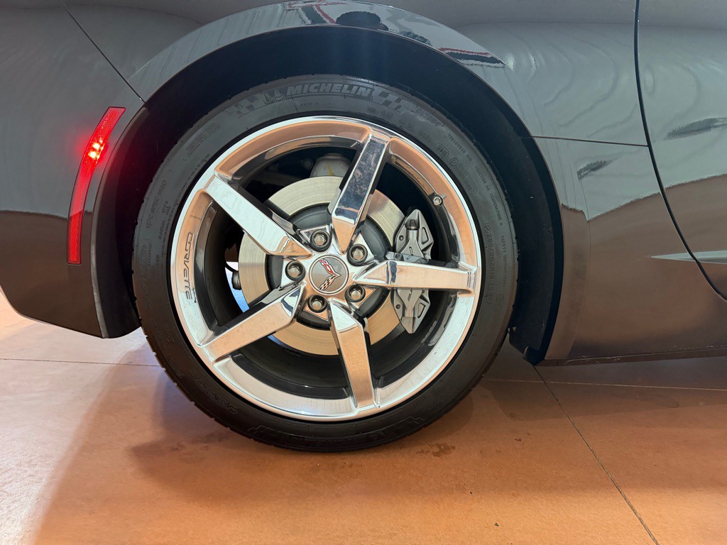 2014 Chevrolet Corvette Image 15