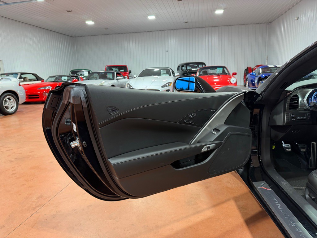 2014 Chevrolet Corvette Image 19