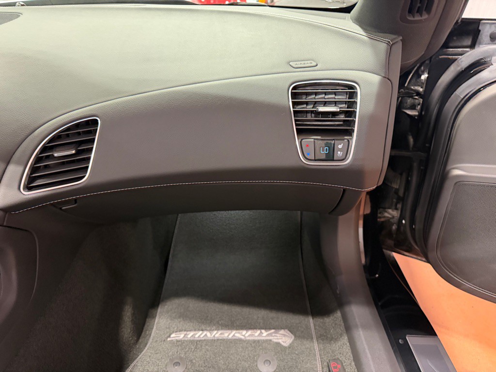 2014 Chevrolet Corvette Image 26