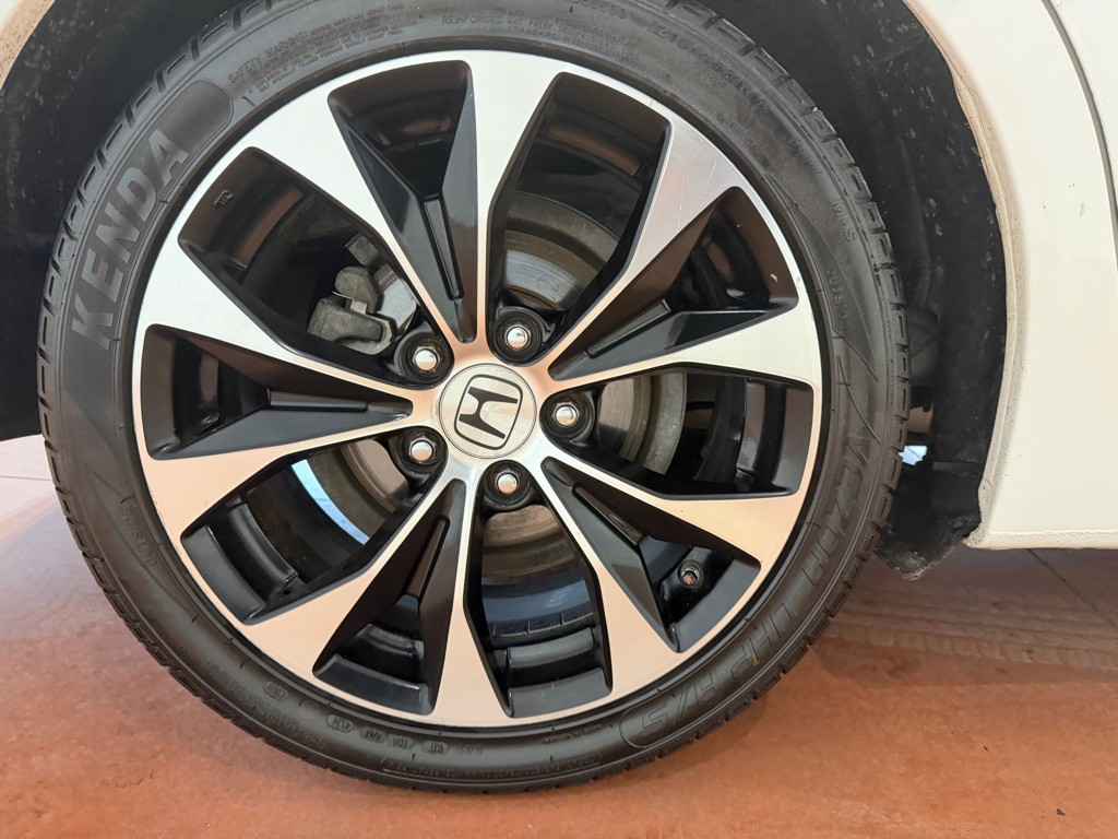 2013 Honda Civic Image 14