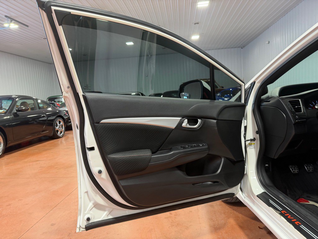 2013 Honda Civic Image 15
