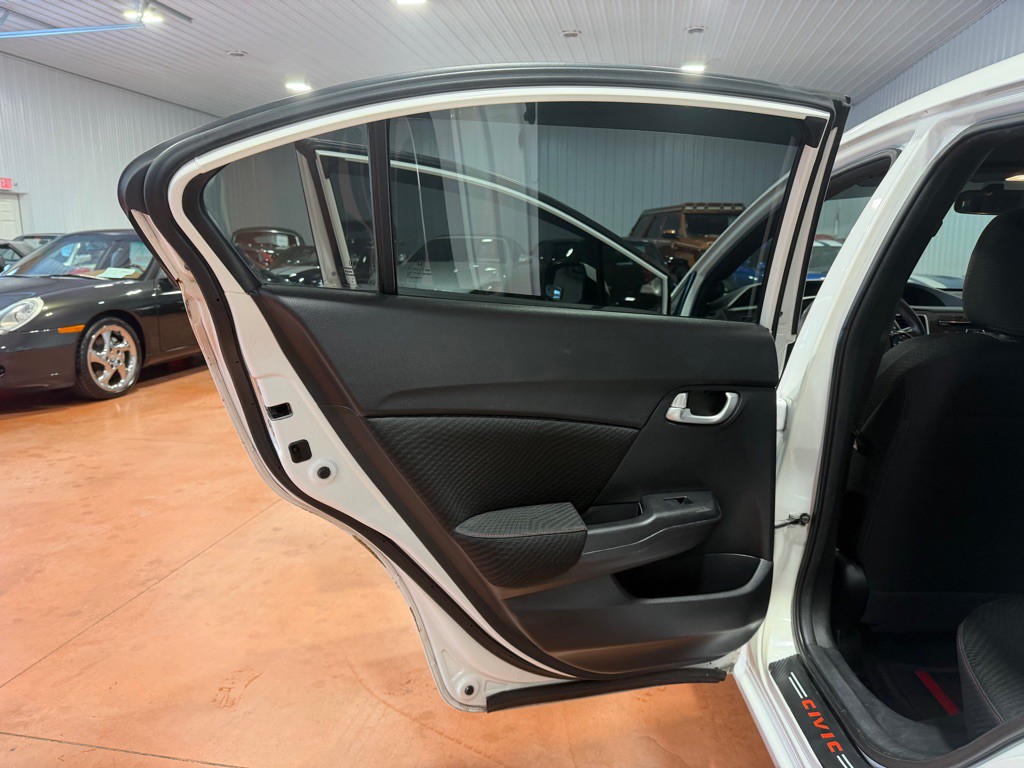 2013 Honda Civic Image 18